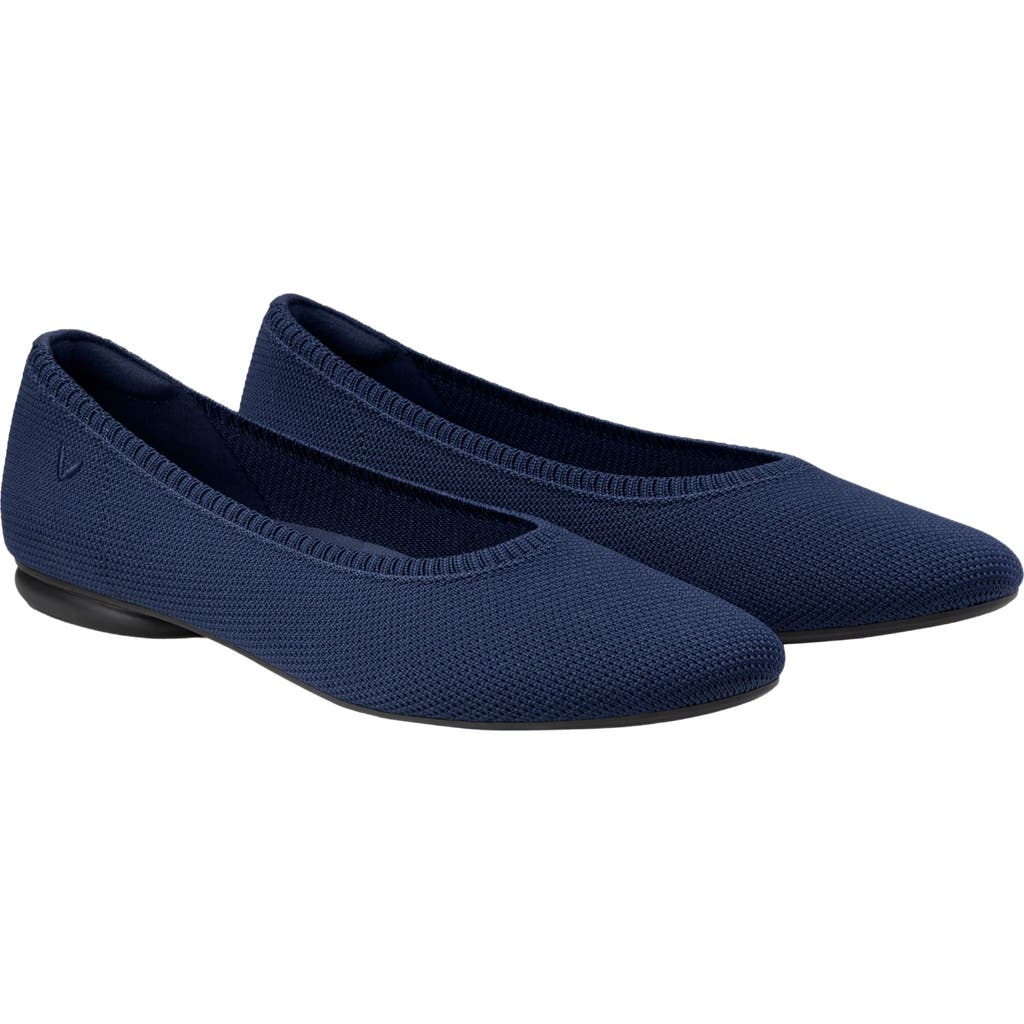 VIVAIA Almond-Toe Ballet Flats in Navy  product