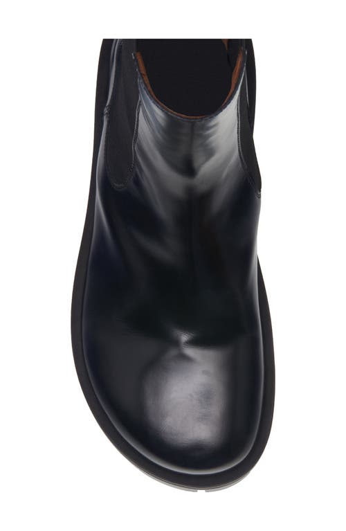 Alexander Mcqueen Calf Leather Chelsea Float Boots In Black