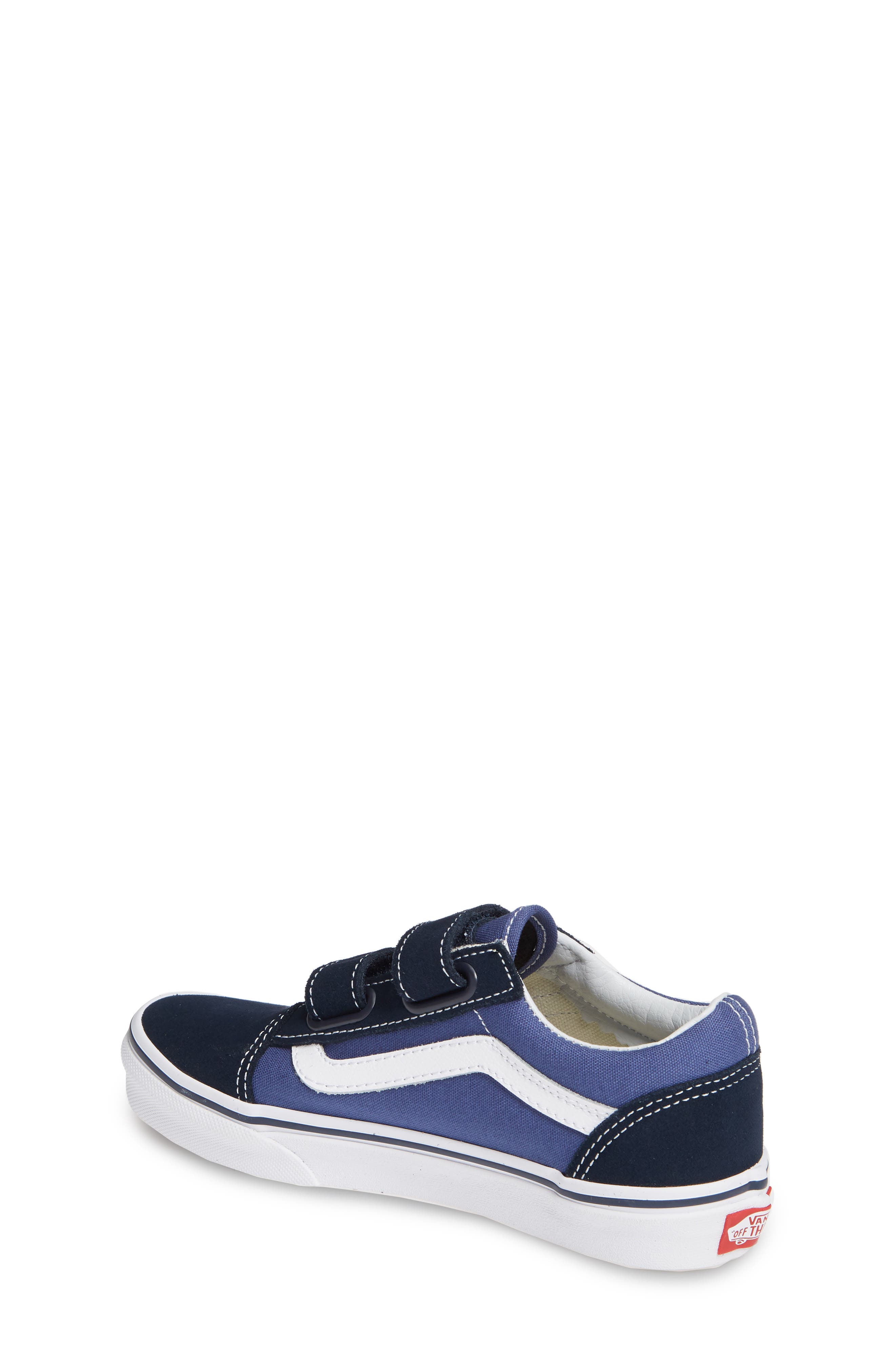 Vans Kids' Old Skool V Sneaker, Alternate, color, Navy/ True White