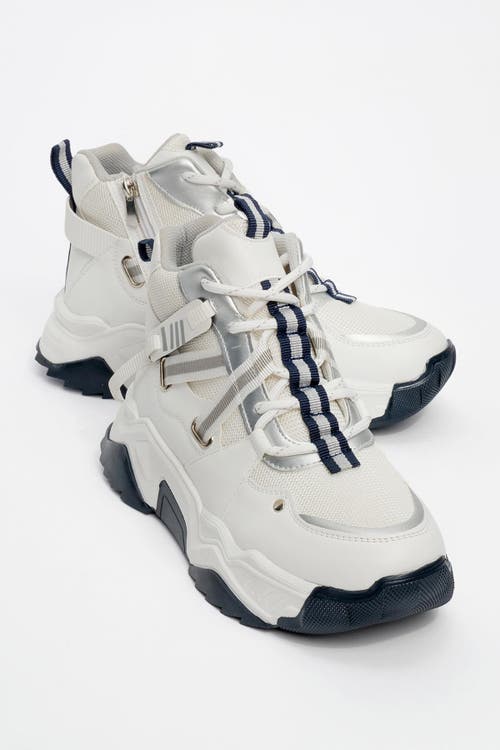 Prologue Shoes Seraphine Sport Boot In White