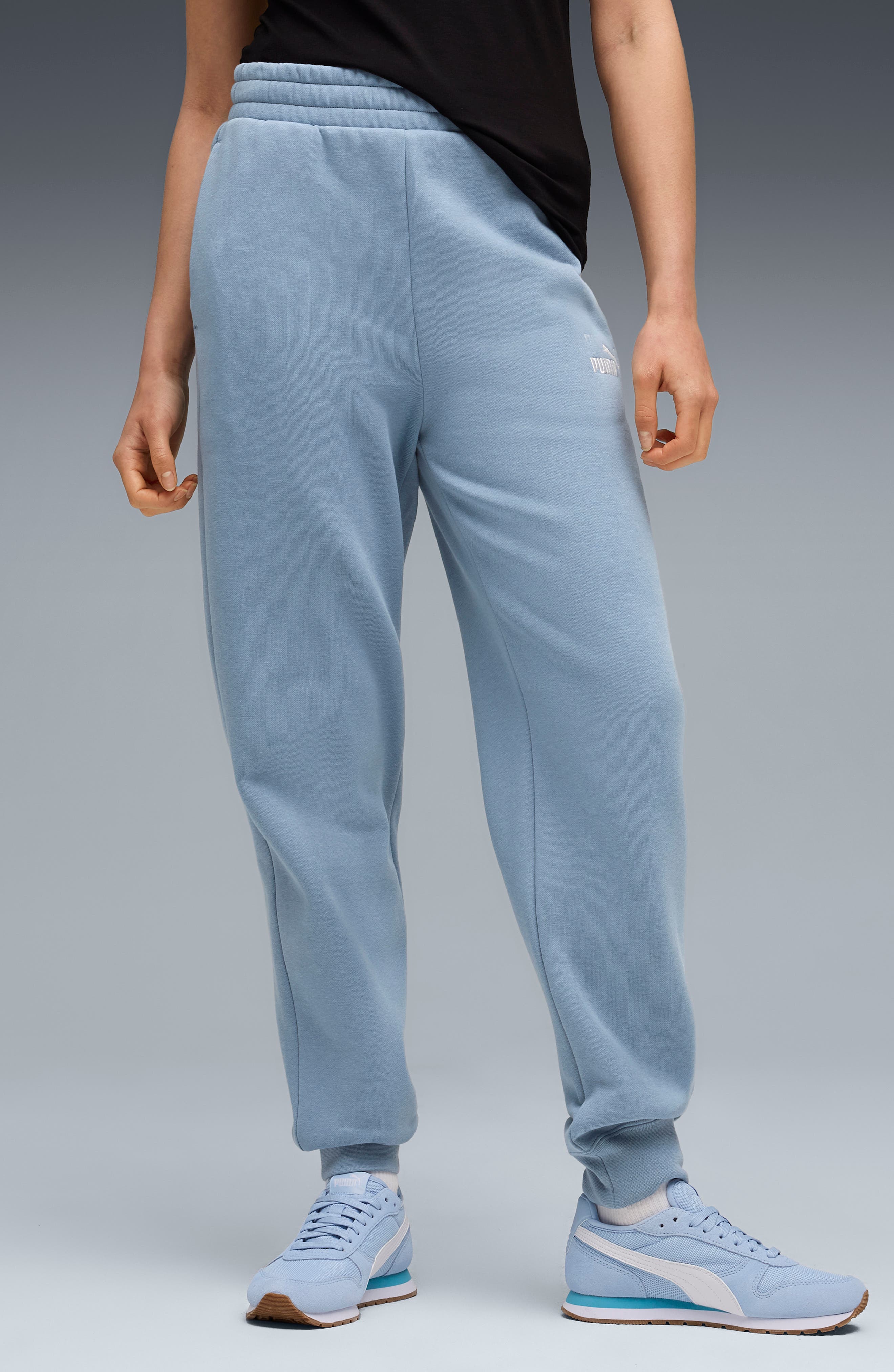 PUMA Essential No. 1 Logo Sweatpants