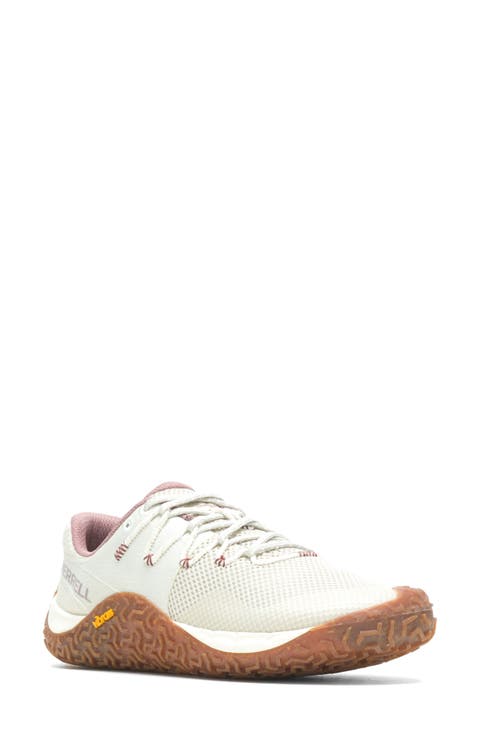 Trail Glove 7 Hiking Sneaker (Women)