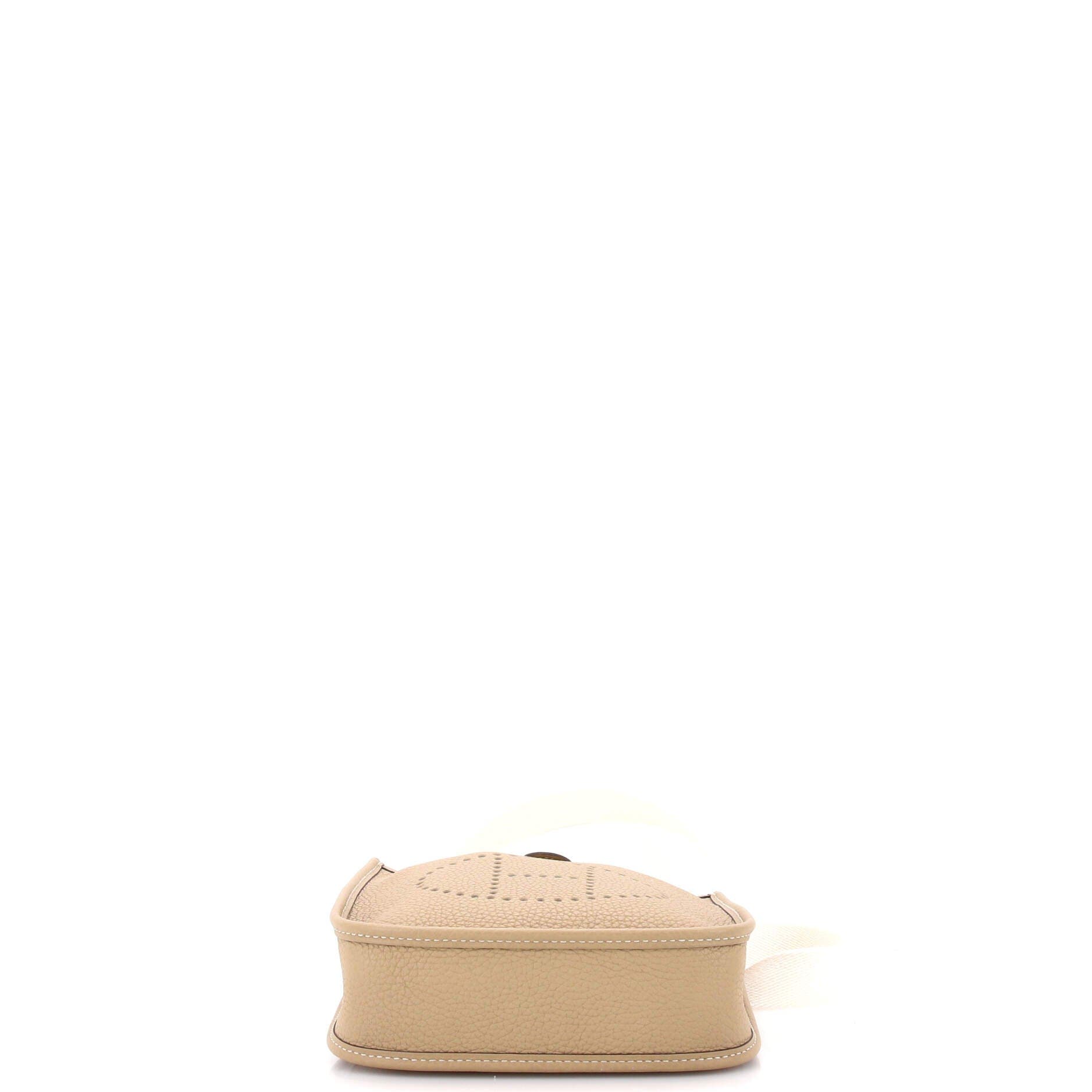 Pre-Owned Hermes Evelyne Bag Gen III Clemence TPM, Alternate, color, Trench