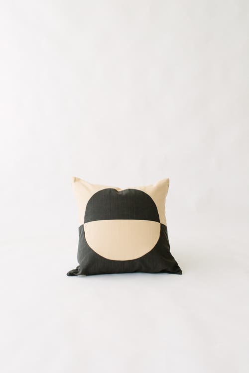 Loom Imports Blue Moon Pillow In Multi