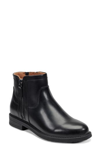 Easy Spirit Jessamy 3 Ankle Boot In Black