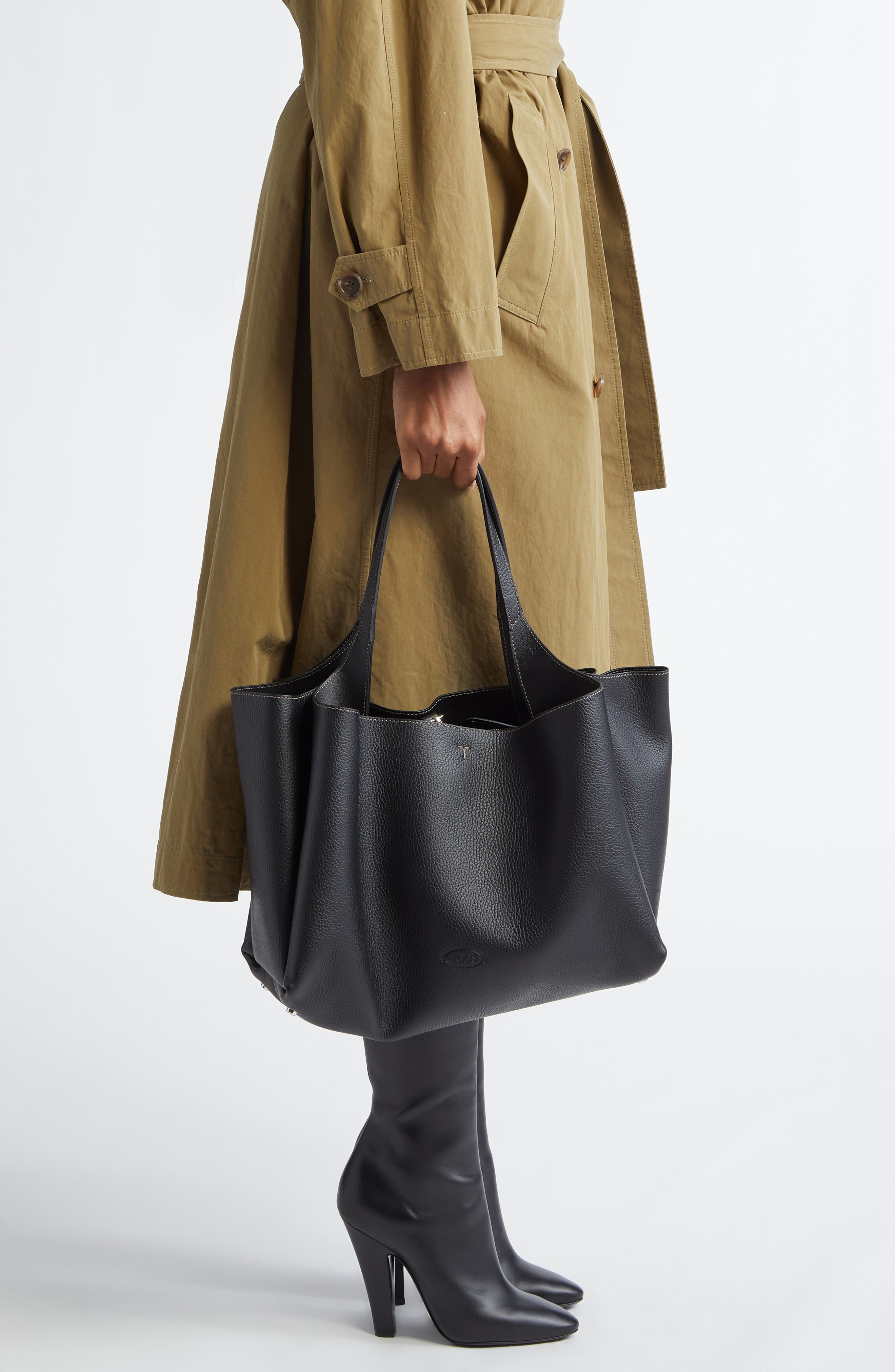 Tod's Medium Apa Leather Tote, Alternate, color, Nero