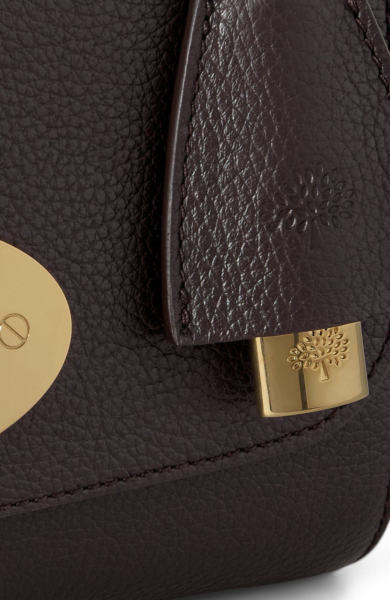 Mulberry Lily, Alternate, color, Ebony