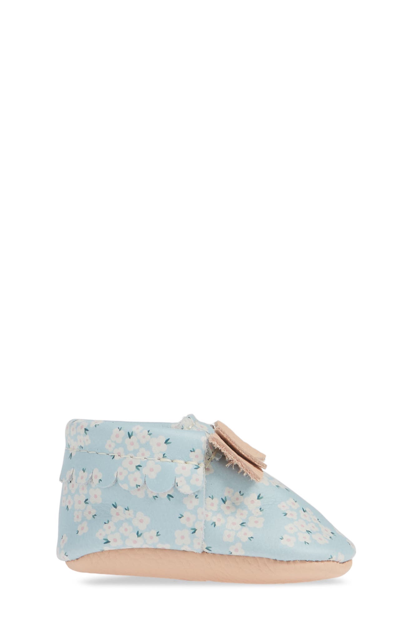 Bow Moccasin, Alternate, color, BLUE DITSY BOW