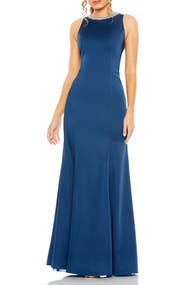 Mac Duggal Women's Sleeveless Trumpet Gown with Embellished High Neck