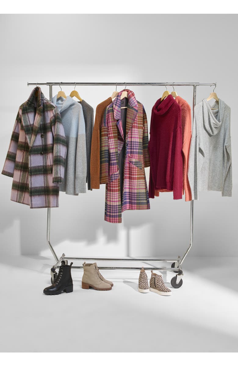 Halogen<sup>®</sup> Crewneck Cashmere Sweater, Alternate, color,