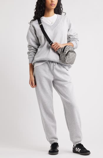 Oversize V-Neck Sweatshirt