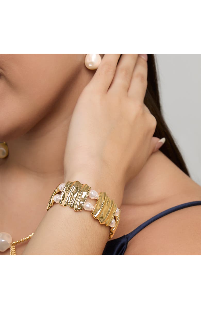 BCBG Pearls Stretch Bracelet, Alternate, color, Gold