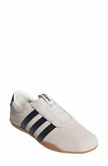 Grand Court Lo Slip Sneaker