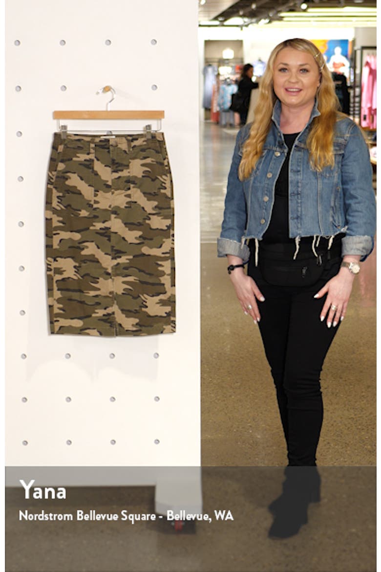 Twill Cargo Skirt video