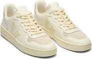 Veja V-10 Sneaker