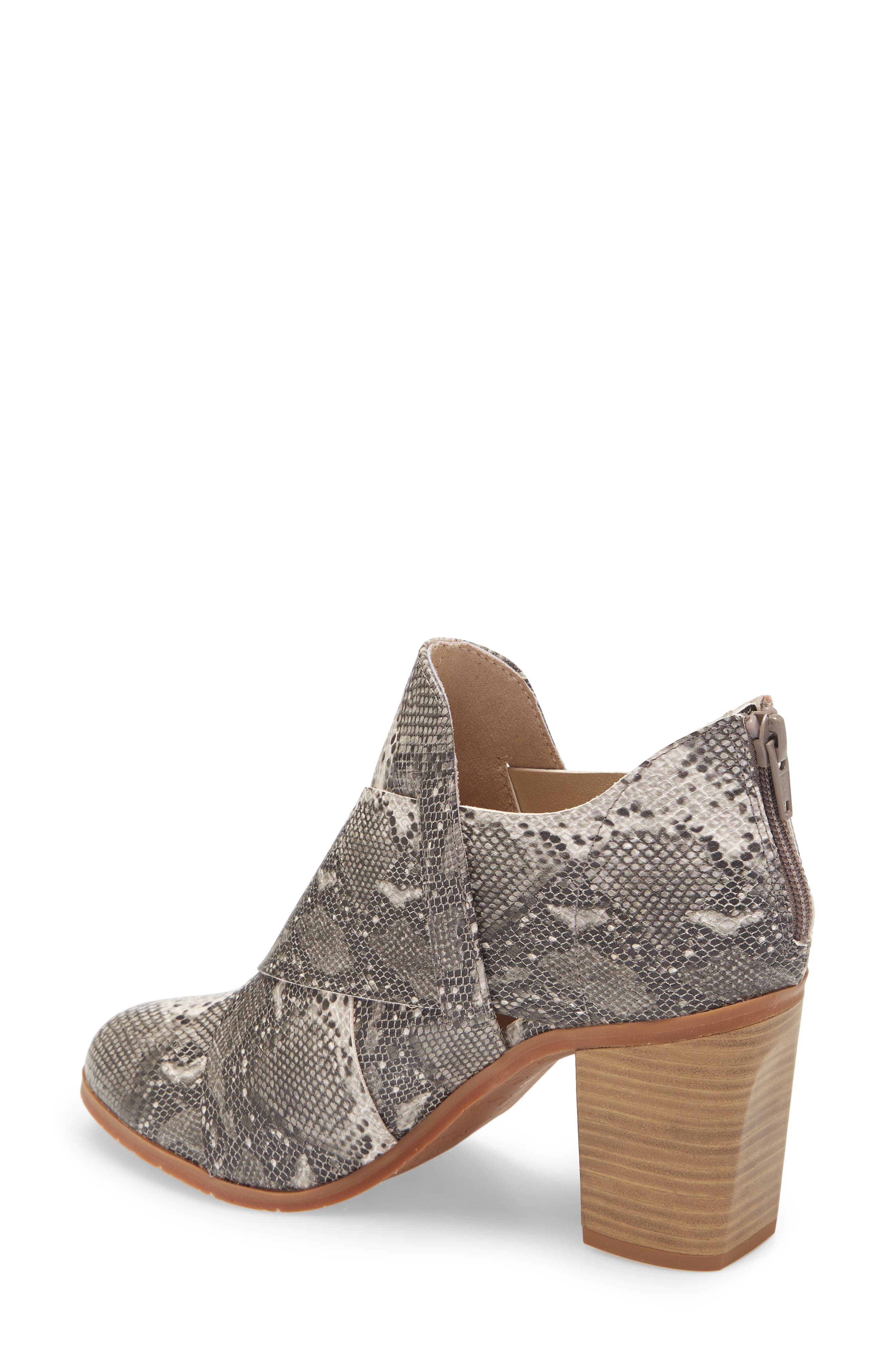 BC Footwear Azalea Vegan Crisscross Bootie, Alternate, color, 