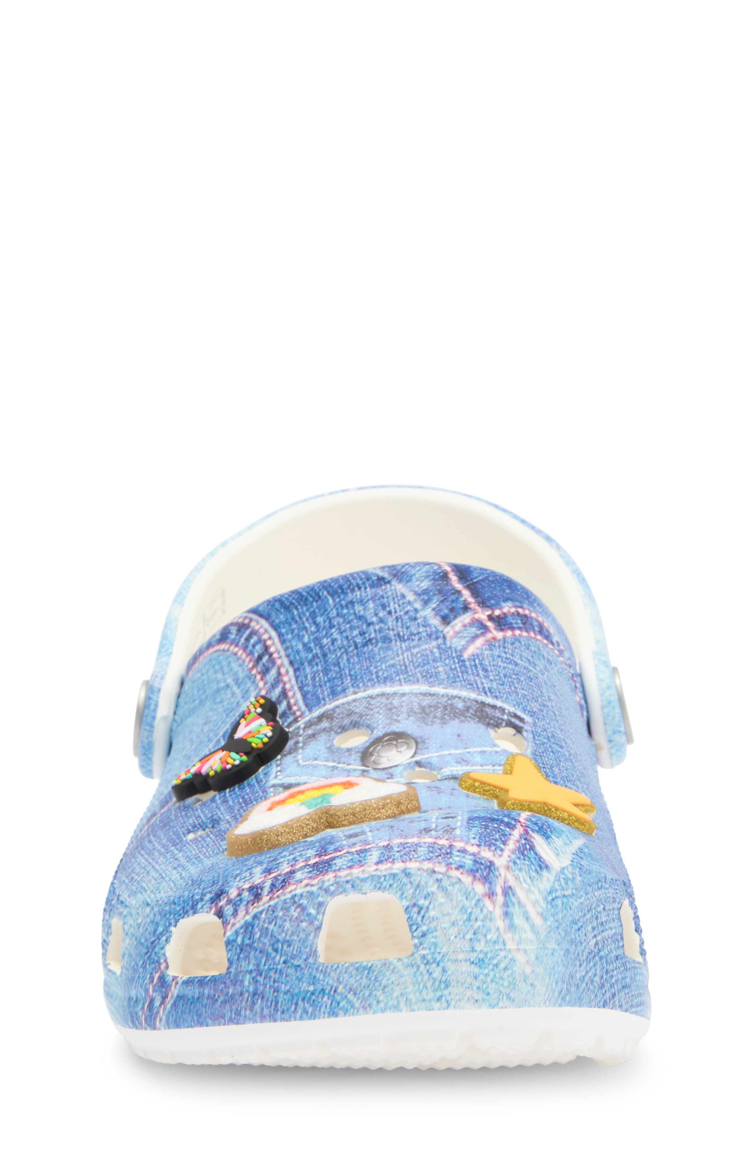 CROCS Kids' Denim Patch Print Clog, Alternate, color, Blue/ White Multi