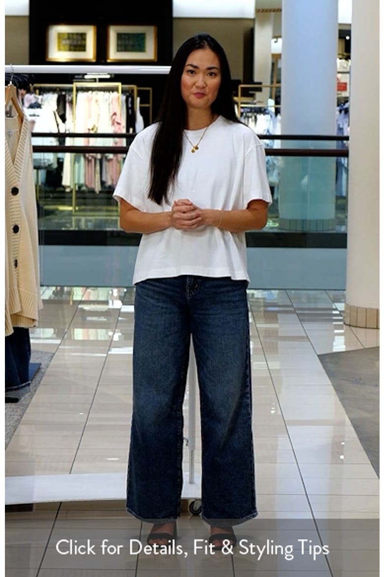 Back Pleat Classic T-Shirt video