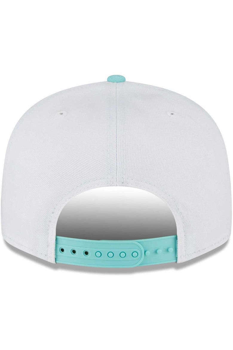 Men's New Era White/Turquoise Brooklyn Nets Diagonal Split 9FIFTY Snapback Hat, Alternate, color, White