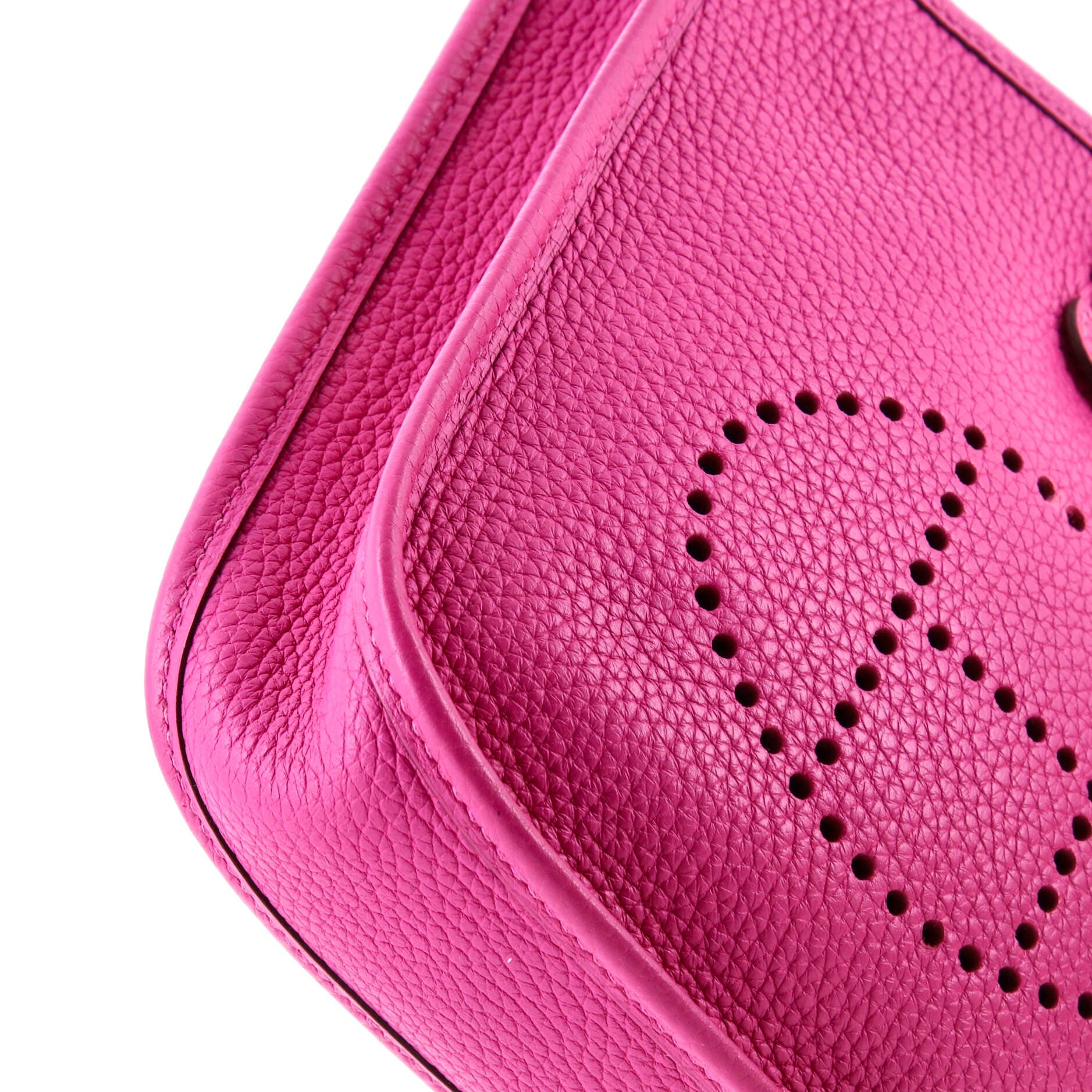 Pre-Owned Hermes Evelyne Bag Gen III Clemence TPM, Alternate, color, 