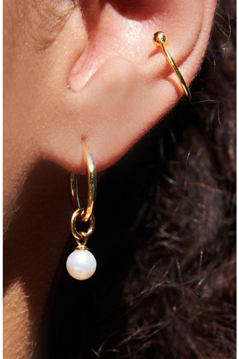 Tiny Pearl Hoop Earrings, Alternate, color, Gold / Cream