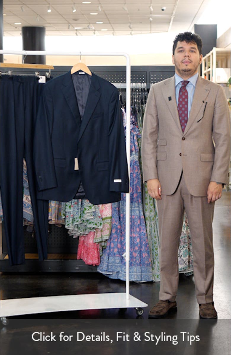 Flynn Classic Fit Solid Wool Suit