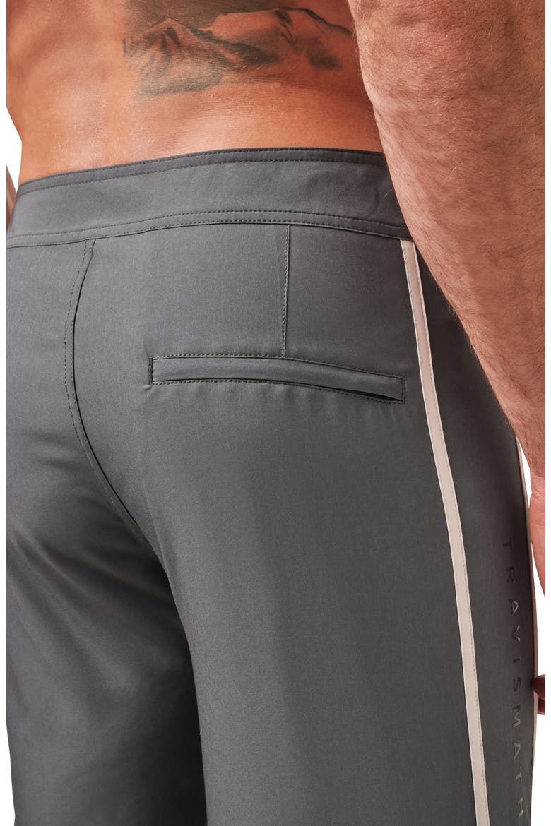 Making it Reef Board Shorts, Alternate, color, DARK OLIVE