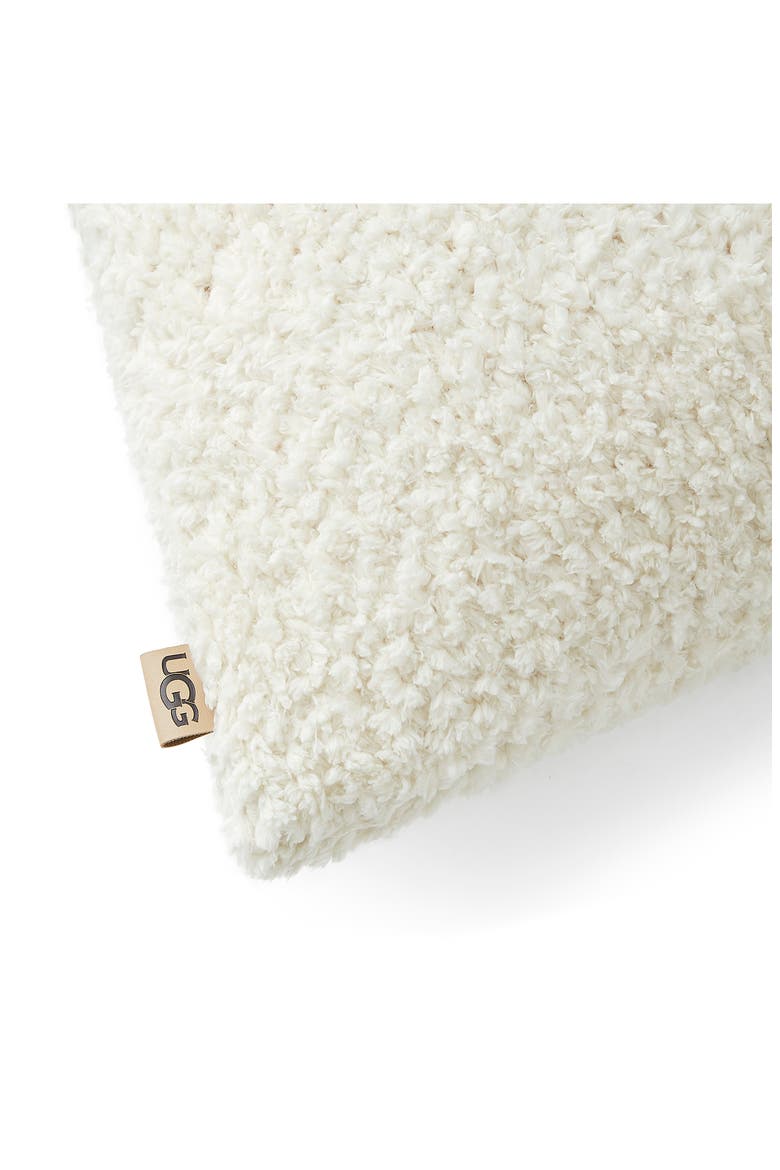 Hollis Fleece Accent Pillow, Alternate, color, SNOW