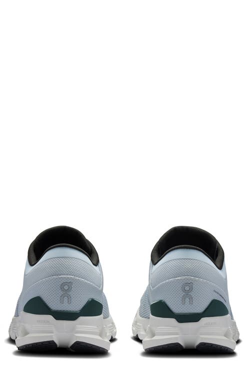 On Cloud X 4 Training Shoe In Glacier/ste