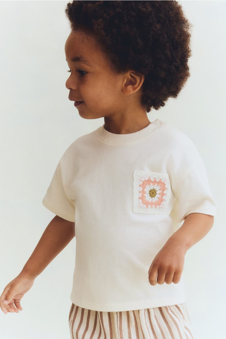 Pocket-detail Cotton T-shirt, Alternate, color, Cream