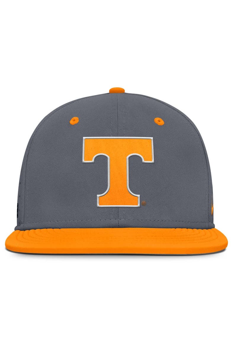 Men's Nike Gray Tennessee Volunteers On-Field Dugout True Performance Fitted Hat, Alternate, color, Gray