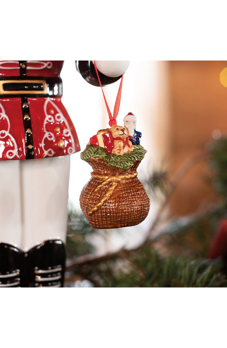 Villeroy & Boch Christmas Toys Memory Figurine  Nutcracker, Alternate, color, Multi