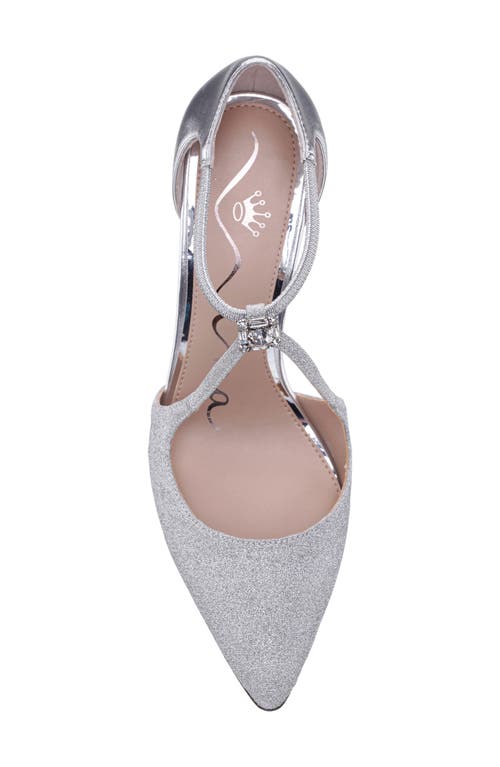 Nina Neoma Pointed Toe Pump In Silver