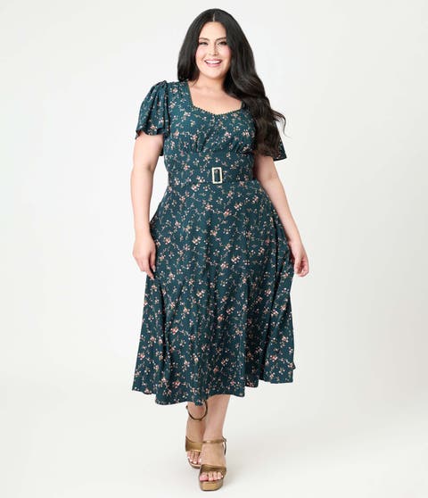 Plus Size Short Puff Sleeve Sweetheart Neck Godet Midi Dress