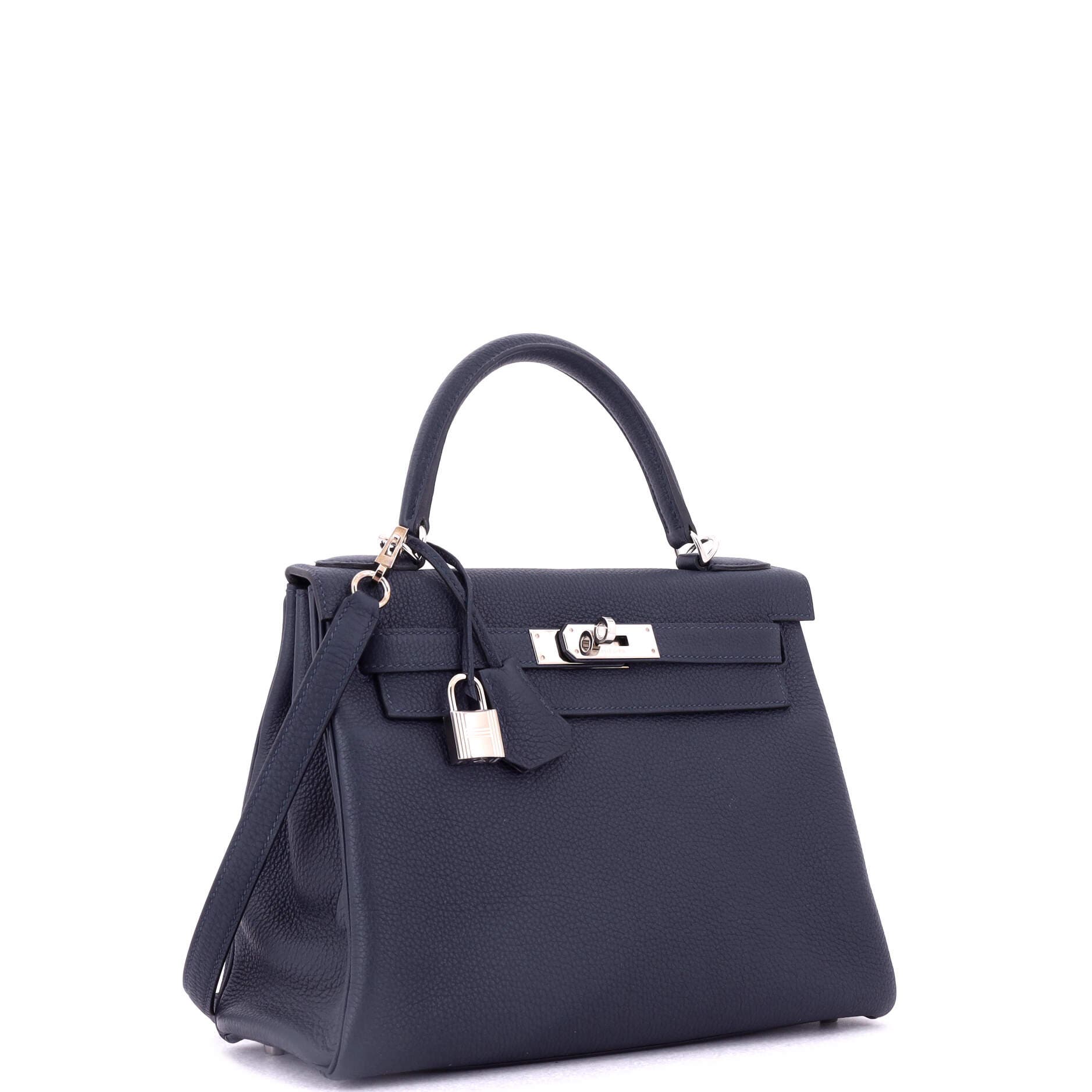 Pre-Owned Hermes Kelly Handbag Blue Togo with Palladium Hardware 28, Alternate, color, Bleu Nuit