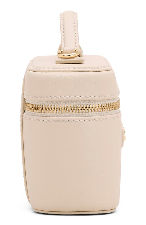 Marc Jacobs The East/west Vanity Bag In White