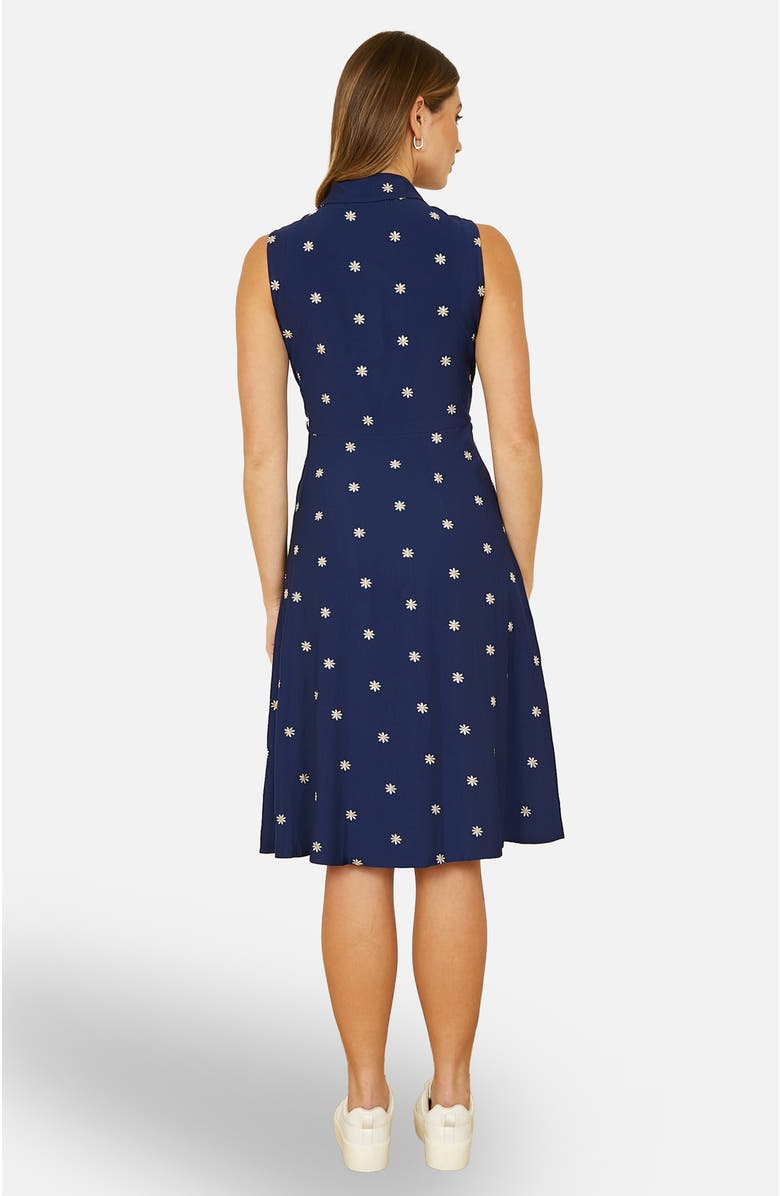 Yumi Daisy Print Sleeveless Shirt Dress, Alternate, color, Navy