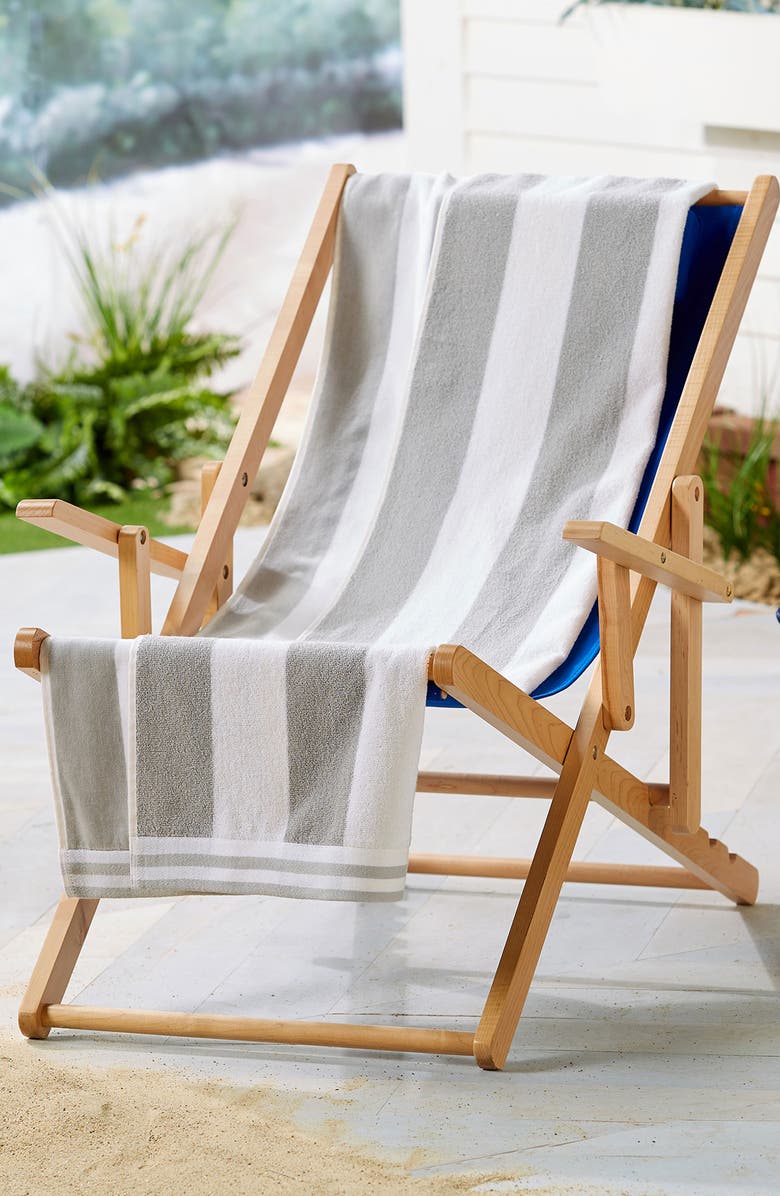 Woven & Weft 4-Pack Oversize Stripe Beach Towels, Alternate, color, Pale Grey