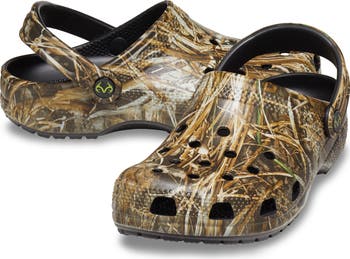 x Realtree APX<sup>®</sup> Classic Clog