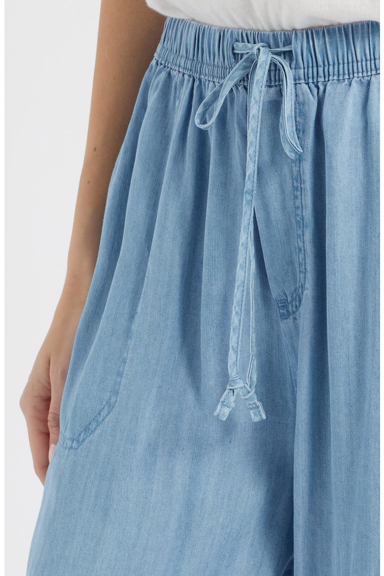 Inaya Chambray Drawstring Ankle Pants, Alternate, color, LIGHT WASH