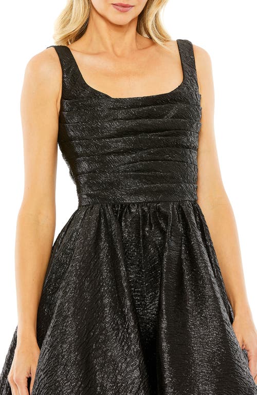 Mac Duggal Metallic Pleated Bodice Ballgown In Black