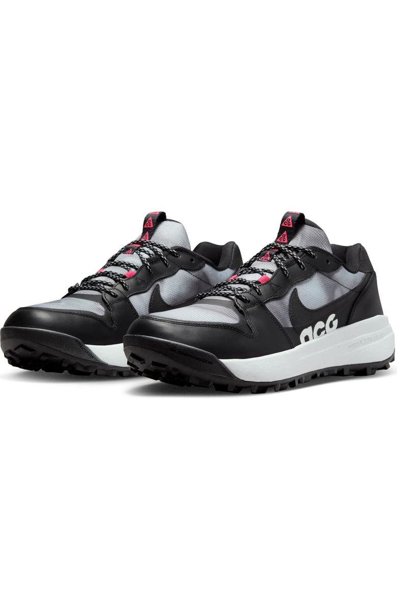 Nike ACG Lowcate SE Hiking Sneaker, Main, color,