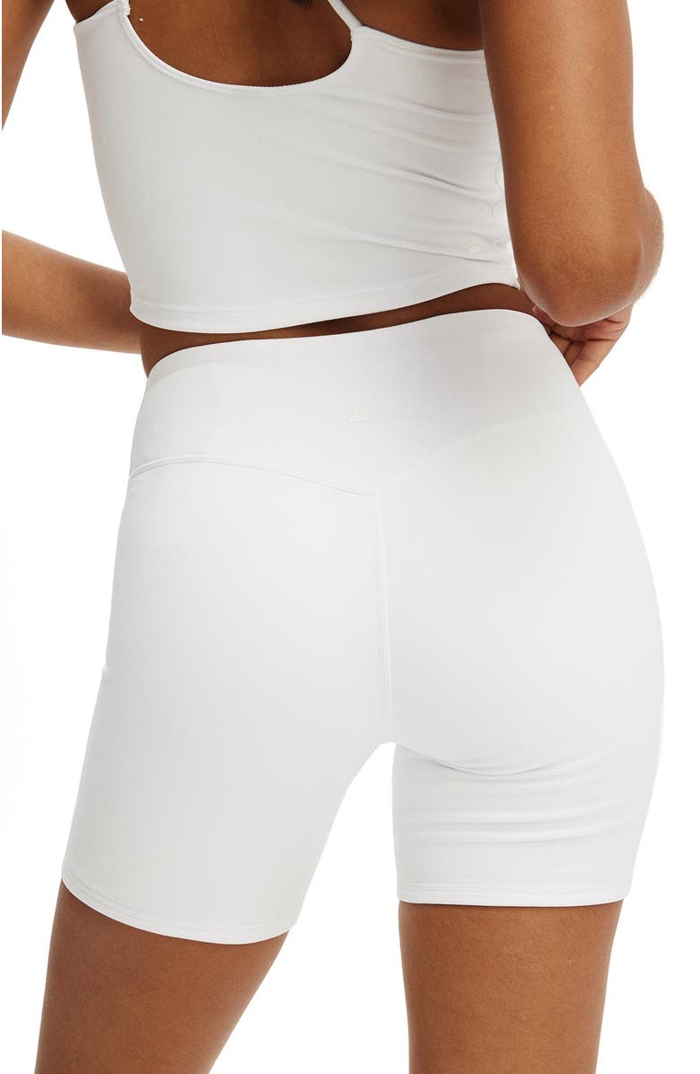 COTTON ON BODY Women's Active Ultra Soft Contour Bike Short, Alternate, color, White