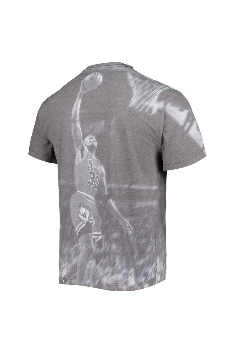 Men's Mitchell & Ness Scottie Pippen Heather Gray Chicago Bulls Above The Rim T-Shirt, Alternate, color, Gray
