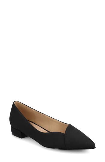 Journee Collection Carmin Pointed Toe Flat In Black