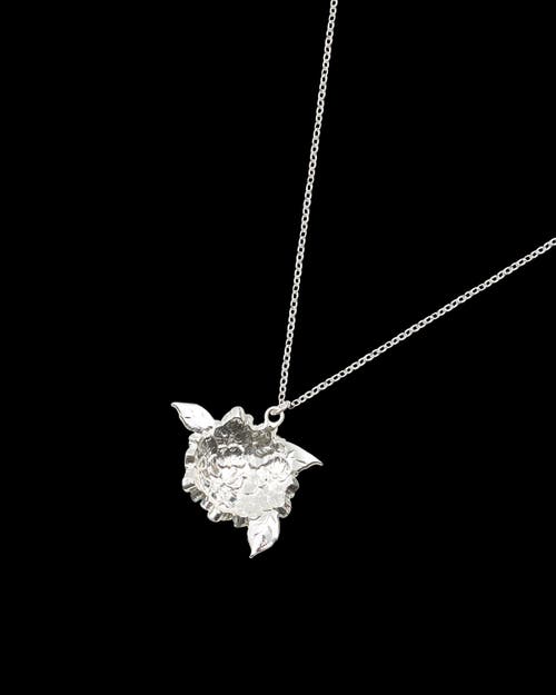 Fable England Hydrangea Necklace Silver