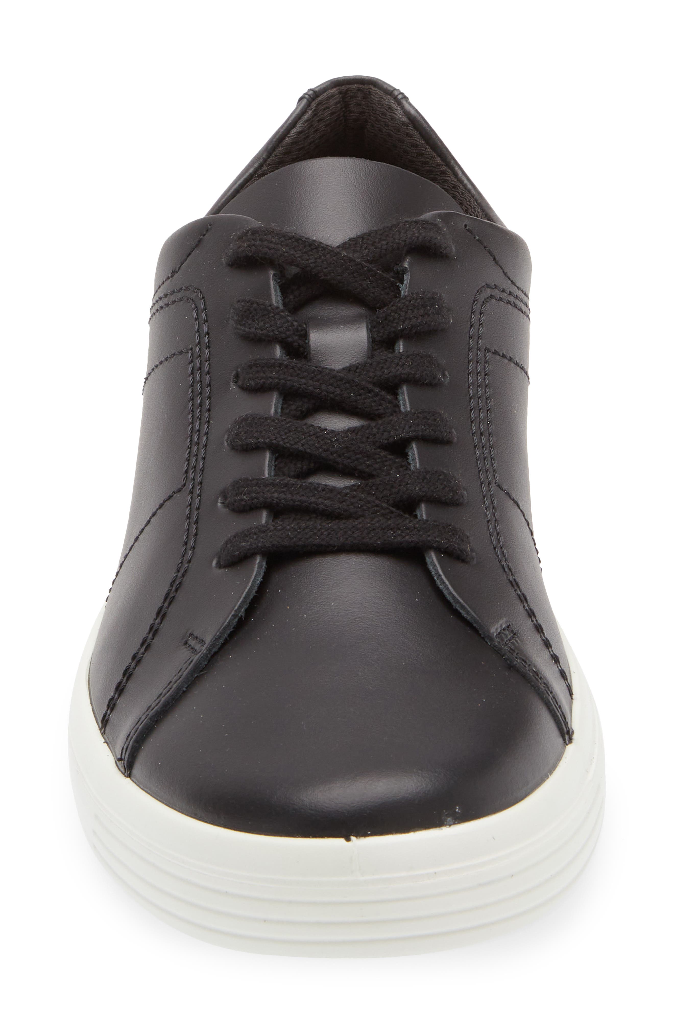 ECCO Classic Low Top Sneaker, Alternate, color, Black/ White