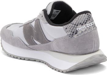 237 Sneaker