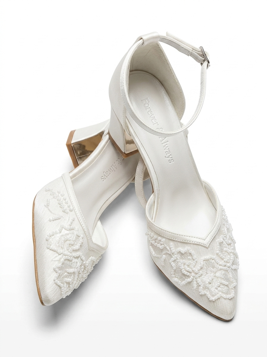 Viona Lace Bridal Pump, Alternate, color, Ivory