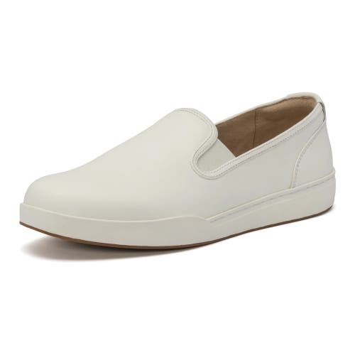 Abeo Encore Slip On In White Leather - Regular